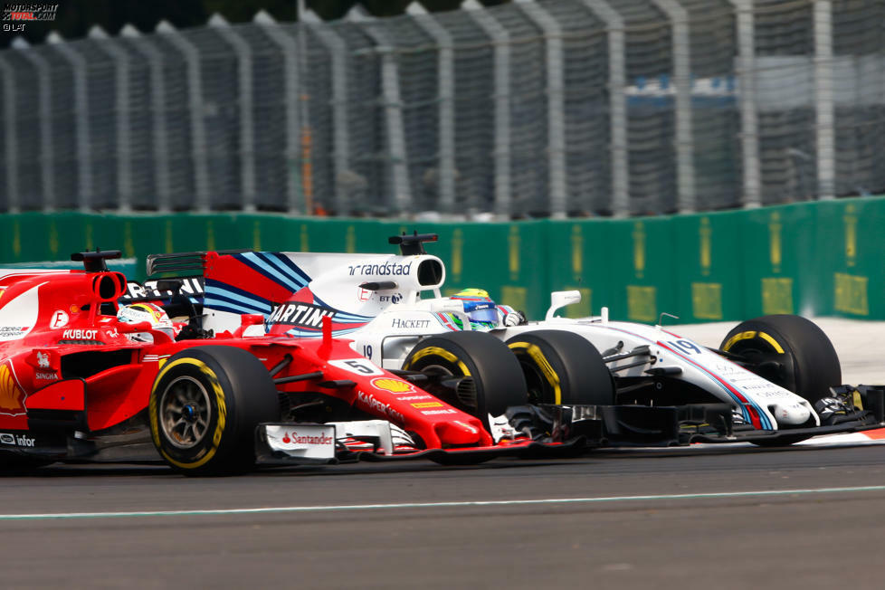 Zu dem Zeitpunkt kämpft Vettel gerade gegen Felipe Massa um P15. Als dessen Williams beim Rad-an-Rad-Duell (unabsichtlich) in den Ferrari rutscht, schimpft der Deutsche: 