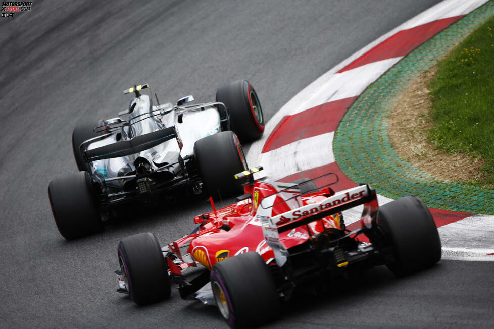 Nach Bottas' Boxenstopp versucht Ferrari, mit Räikkönen ein taktisches Spielchen zu spielen: Der 