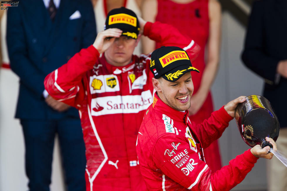 ... Ferrari aus der Affäre: Erstmals seit Michael Schumachers Sieg vor 16 Jahren triumphieren die Roten im Fürstentum. In der WM liegt Sieger Vettel nach sechs Rennen 25 Punkte vor Hamilton - sein größter Vorsprung im gesamten Jahr. Sauer ist der Zweitplatzierte Räikkönen, der sich strategisch benachteiligt fühlt.