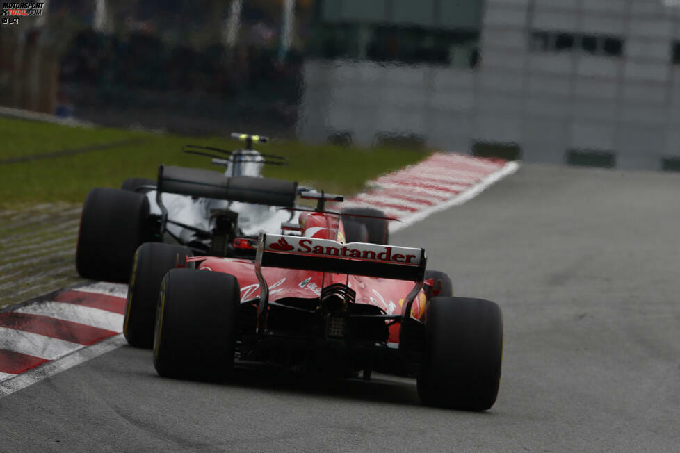 ... doch der Traum vom Sieg platzt hinter Bottas: Vettel findet in der 