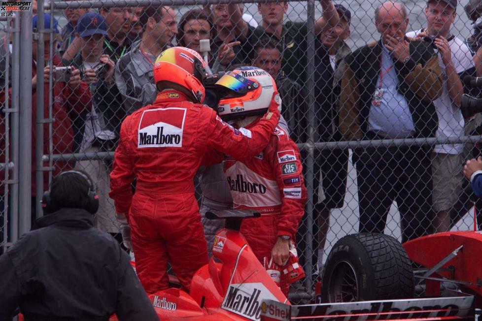 Platz 8: Nach einer Menge Drama inklusive Regenschauern, eines Doppelboxenstopps und vermeintlichen Kupplungsproblemen machen die Ferrari-Piloten den Sieg beim Kanada-Grand-Prix 2000 unter sich aus. Michael Schumacher gewinnt in Montreal 0,174 Sekunden vor Rubens Barrichello.