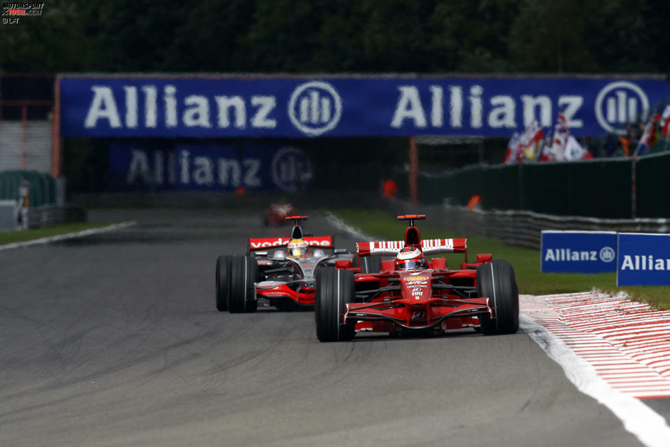 Hamilton überholt Kimi Räikkönen zunächst, lässt dabei allerdings die Schikane aus. Er lässt den Finnen anschließend wieder vorbei, überholt ihn dann aber noch auf der Geraden erneut. Die Rennkommissare erkennen einen unfairen Vorteil. McLaren will Protest einlegen, doch die FIA wertet diesen als unzulässig. Massa bekommt den Sieg.
