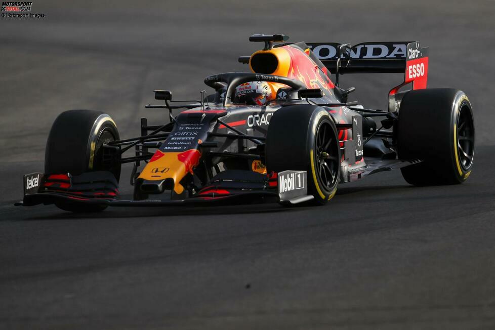 2021: Elf Siege schaffen die Red-Bull-Fahrer Max Verstappen und Sergio Perez mit dem RB16B, am Ende steht Verstappen nach dem Finale in Abu Dhabi als Weltmeister fest - nach einem packenden Duell mit Mercedes-Fahrer Lewis Hamilton und einem kontroversen Saisonfinish.