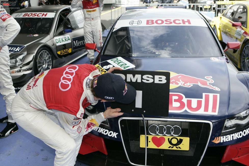Nürburgring 2011: Mattias Ekström (Audi) feiert den 15. Sieg seiner DTM-Karriere und lässt seiner Freude freien Lauf.