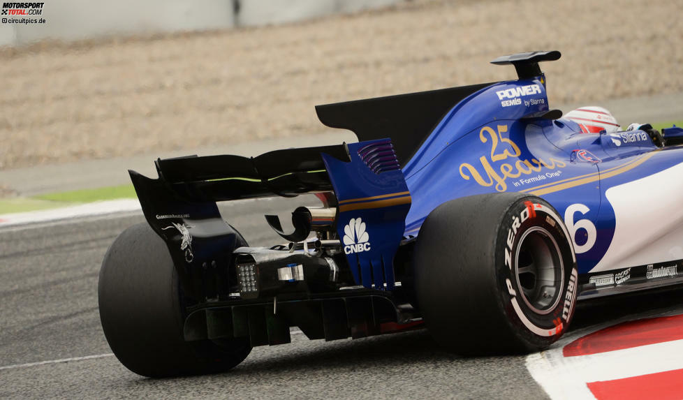 Sauber probierte eine neue Variante des so genannten Monkey Seats aus. Die 