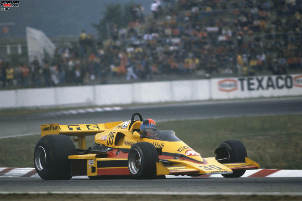 #10: Hans Heyer, Deutschland 1977: Der Debütant aus Wegberg bei Mönchengladbach scheidet in der Qualifikation in Hockenheim mit seinem ATS aus. Doch er hat einen bekannten Namen, viele Freunde und will sich den Traum von einem Formel-1-Rennen erfüllen. Vor dem Start schieben sie sein Auto an eine Schranke zur Strecke ...
