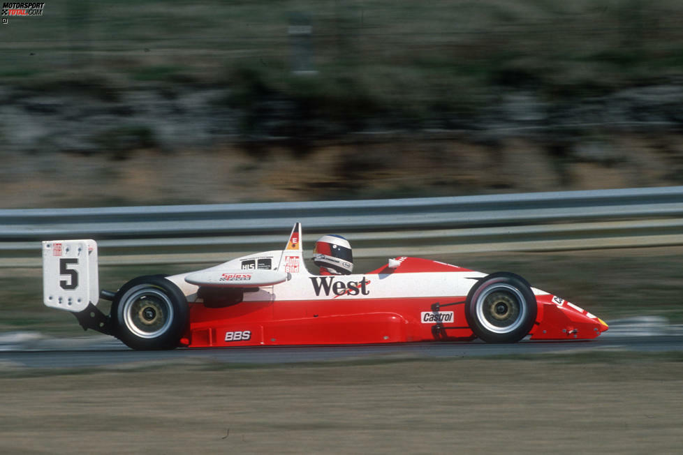 In seinem ersten Jahr in der deutschen Formel 3 bestreitet Michael Schumacher zwölf Rennen. Er holt zwei Siege, sieben Podien und zwei Pole-Positions.