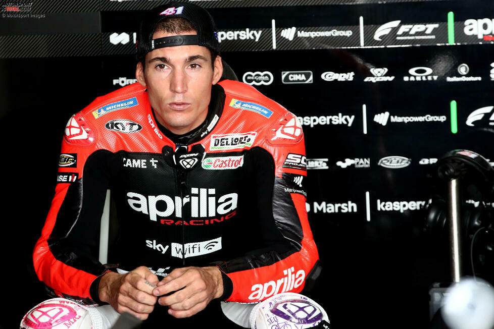 Aleix Espargaro wird am 30. Juli 1989 in Granollers (Spanien) geboren. Er ist der ältere Bruder von Pol Espargaro. Seit mehr als zehn Jahren fährt er in der Motorrad-WM, wobei seine größten Erfolge erst sehr spät kommen.