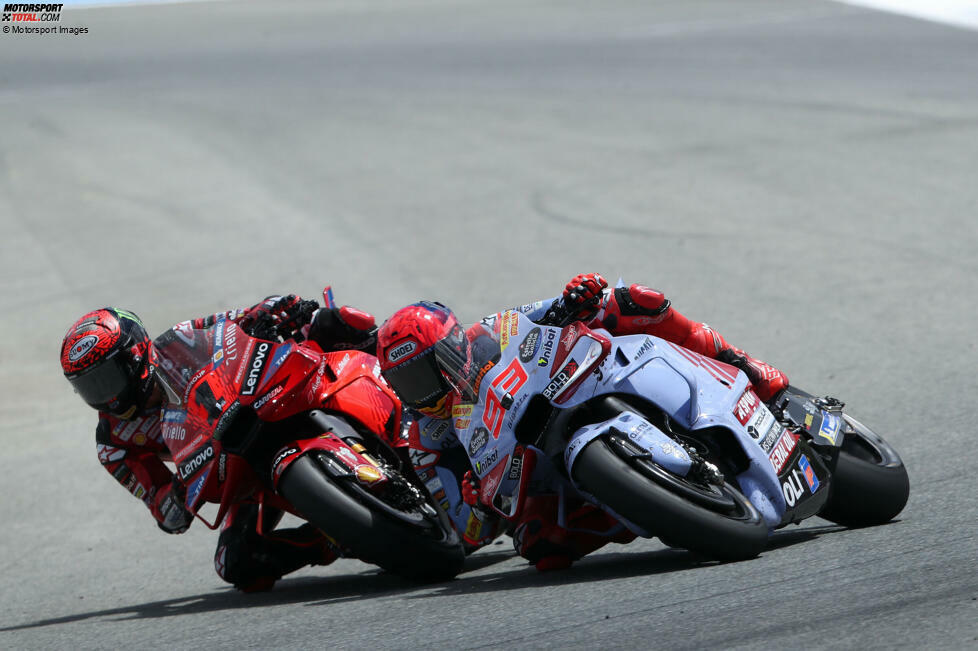 Bis zum Sommer schafft Marquez mit der Gresini-Ducati zahlreiche Podestplätze. In Jerez liefert er sich ein packendes Duell mit Ducati-Werkspilot Francesco Bagnaia um den Sieg. Wenig später wird verkündet, dass Marquez für 2025 ins Werksteam wechselt und Teamkollege von Bagnaia wird.