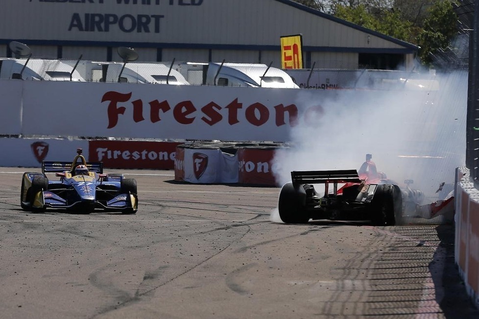 Die Kollision zwischen Alexander Rossi und Robert Wickens, die den IndyCar-Saisonauftakt in St. Petersburg entschied