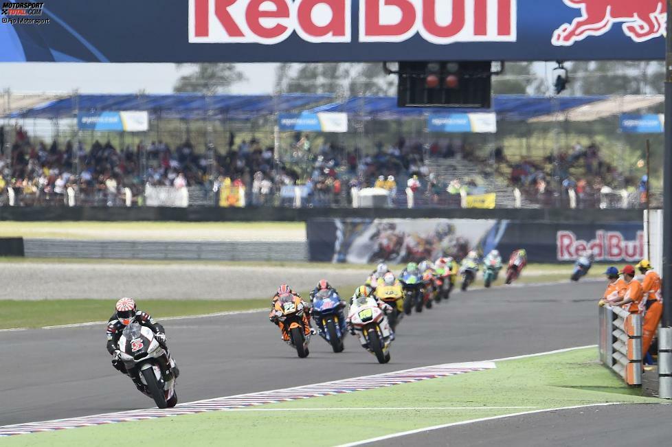 Der Durchbruch gelingt 2015. Zarco wechselt ins Team von Aki Ajo, für den er schon in der 125er-Klasse gefahren ist, und sitzt fortan auf einer Kalex. In Argentinien feiert Zarco seinen ersten Moto2-Sieg und setzt zu einer unglaublichen Serie an.