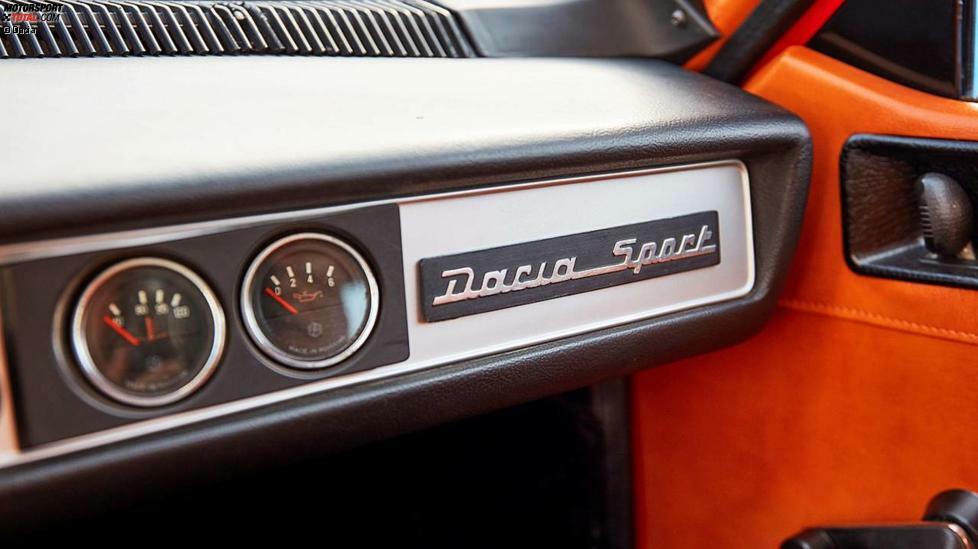 Anzeigen für die Temperatur des Kühlwassers und den Öldruck sollten zeigen, warum direkt daneben ein Dacia-Sport-Logo protzte.