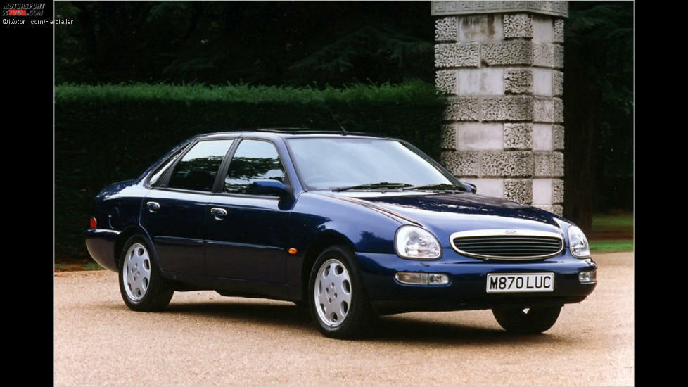 Ford Scorpio II (1994): Vermutlich werden Sie beim Anblick der zweiten Generation des Ford Scorpio sagen: Pfui Teufel! In der Tat ließ das eigenwillige Design die Verkäufe in den Keller sacken. Gerade das macht den großen Ford heute selten. Tipp: Die Ghia-Nobelausstattung inklusive Plastikholz rundet die skurrile Note ab.