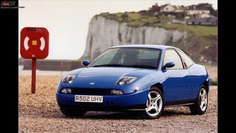 Fiat Coupé (1994): Parallel zur Barchetta lancierte Fiat einen scharfen Keil mit schlichtem Namen: Coupé. Wer damals von Armaturenbrett in Wagenfarbe träumte, sollte heute zuschlagen. Es muss auch nicht der 220 PS starke Fünfzylinder-Turbo sein.