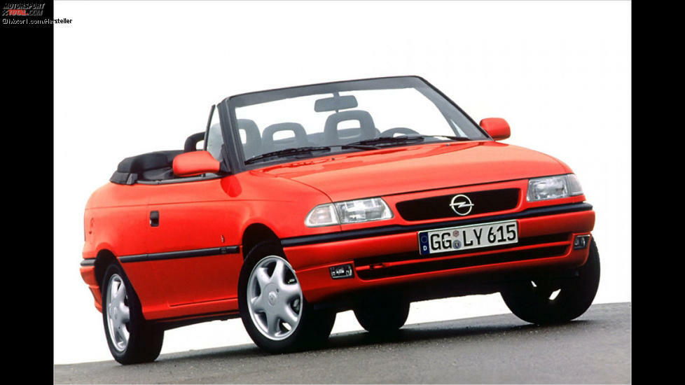 Opel Astra F Cabrio (1993): O Gott, ein Astra F -  der mieseste Hobel, den Opel in den 90ern gebaut hat. Ganz falsch ist das nicht, doch mit gepflegten Exemplaren (und nur die lohnen sich) des Cabrios kann man supergünstig einen guten Fang machen. Tipp: 71 PS reichen fürs gelassene Cruisen und je weniger Elektro-Helferlein, desto besser.