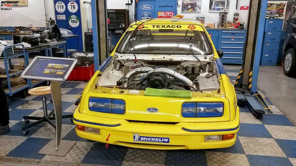 Mit seinem mächtigen Heckspoiler sorgte der Ford Sierra XR4i 1983 für Aufsehen. Gedacht als Capri-Nachfolger, geriet der 160 PS starke Wagen recht teuer. Schon im Jahr seines Erscheinens wurde der Super-Sierra als XR4ti im Motorsport homologiert.