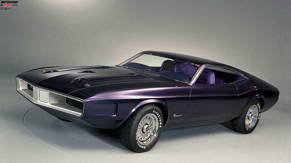 Ford Mustang Milano Concept (1970): Ganz schön scharf: Im Februar 1970 sorgte der Ford Mustang Milano auf der Chicago Auto Show für Aufsehen. Seine Nase gab die Richtung für den 1971er Mustang vor. In Produktion ging der Milano nicht, viele Elemente fanden sich aber beim australischen Ford Falcon XB Coupé wieder.