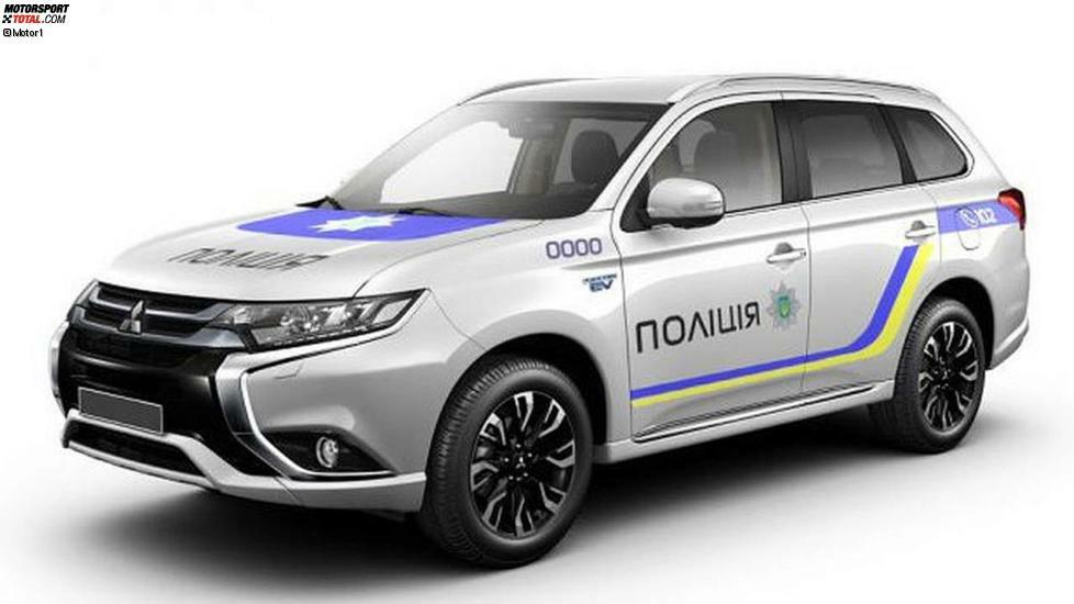Mitsubishi Outlander PHEV (Ukraine): Der Mitsubishi Outlander PHEV ist sicherlich kein schlechtes SUV, aber er hat nicht wirklich die Leistung, die man von einem Polizeiauto erwartet. Die ukrainische Polizei (Natspolitsiya), kaufte 651 dieser Plug-in-Hybrid-SUVs im Jahr 2016. Sie ersetzen die bisherigen UAZ- und Lada-Polizeifahrzeuge.