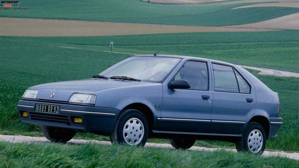 Was heute kaum mehr jemand weiß: Kurz nach seinem Debüt wurde der Renault 19 in Deutschland zum Auto des Jahres gewählt.