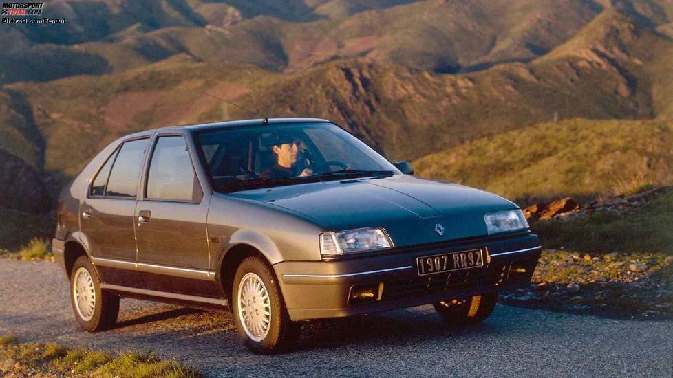 Insgesamt produzierte Renault bis 1995 rund 3,2 Millionen Exemplare des 19. Doch damit war noch nicht Schluss: Erst 2000 endete die Fertigung in Lateinamerika, in der Türkei sogar erst 2003.