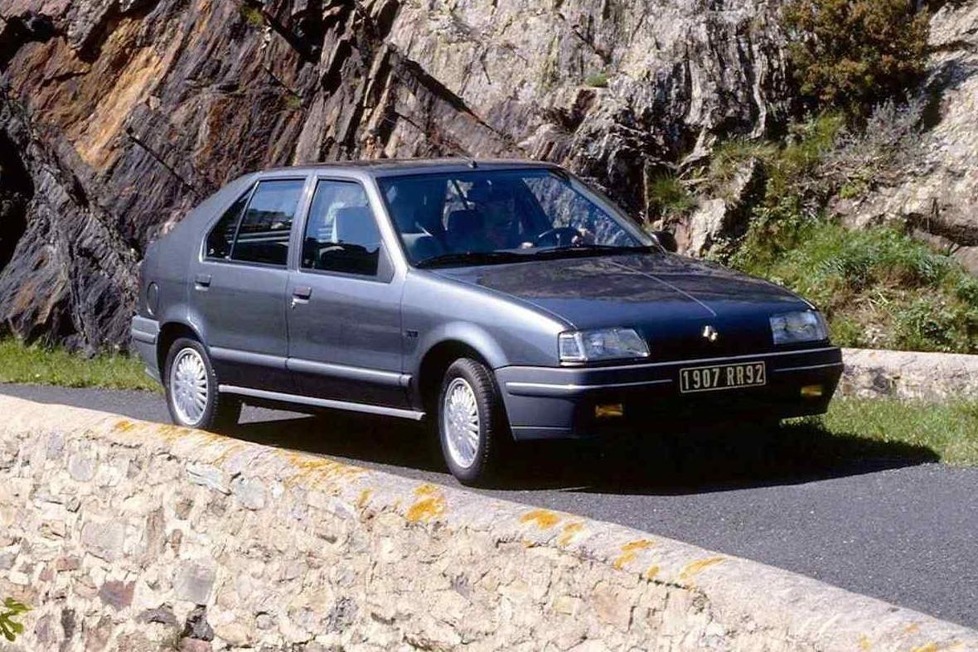 Der Renault 19 war zwischen 1990 und 1994 das meistverkaufte Importauto in Deutschland. Jetzt wird der Kompaktwagen 30 Jahre alt