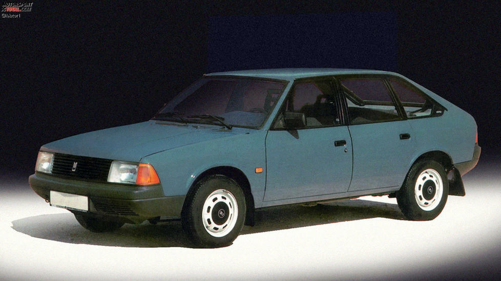 darunter 1,5-, 1,6-, 1,7- und 1,8-Liter-Benzinmotoren, sowie einem 1,9-Liter-Diesel von Peugeot. Als unübersehbares Designvorbild diente der Simca 1307, heute fast vergessenes 