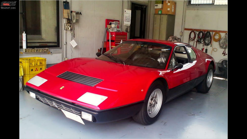 Ferrari 365 GT/4 BB: Zwölf Zylinder und 380 PS sowie eine Spitze von 302 km/h. Damit war der Mittelmotor-Sportler Ferrari 365 GT/4 BB anno 1973 eines der schnellsten Autos weltweit. Und eines der teuersten: Fast 100.000 Mark mussten nach Modena überwiesen werden.