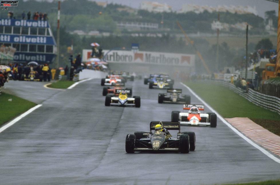 Autodromo do Estoril: Apropos Portugal ... Zwischen 1984 und 1996 findet in Estoril ohne Unterbrechung der Große Preis von Portugal statt. Dann ist allerdings Feierabend für die populäre Strecke, weil versprochene Umbaumaßnahmen nicht erfolgen. Für 1997 fliegt das Rennen kurzfristig raus - und kehrt anschließend nie wieder zurück.