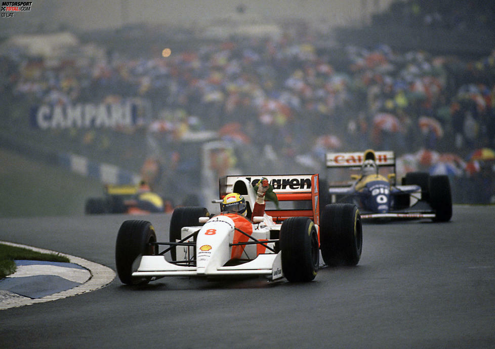 Donington Park Circuit: 1993 gewinnt Ayrton Senna hier ein legendäres Regenrennen, das unter dem Titel Großer Preis von Europa veranstaltet wird. Es bleibt das einzige Formel-1-Rennen in Donington. Zwar soll der Kurs Silverstone ab 2010 ersetzen, doch aus finanziellen Gründen platzt der Deal - und der Grand Prix bleibt in Silverstone.