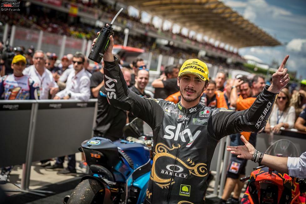 Francesco Bagnaia hat es geschafft: Am 4. November 2018 krönt sich der Italiener zum Moto2-Weltmeister. Es ist sein erster internationaler Titel.