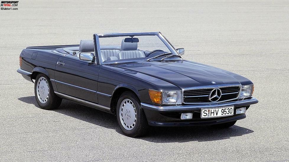 Platz 10: Mercedes 560 SL. Kaum ein Mercedes wurde so lange gebaut wie die Baureihe 107 (1971-1989). Besonders gesucht ist der zwischen 1985 und 1989 angebotene 560 SL mit 231 PS starkem V8. Konzipiert war er eigentlich als Exportmodell für die USA, Australien und Japan. Durchschnittspreis heute: 33.270 Euro
