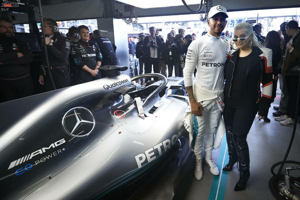 ... zur Konkurrenz von Mercedes. Dort war Aguilera in bester Gesellschaft: Weltmeister Lewis Hamilton war nicht nur jahrelang mit Aguileras Kollegin, 
