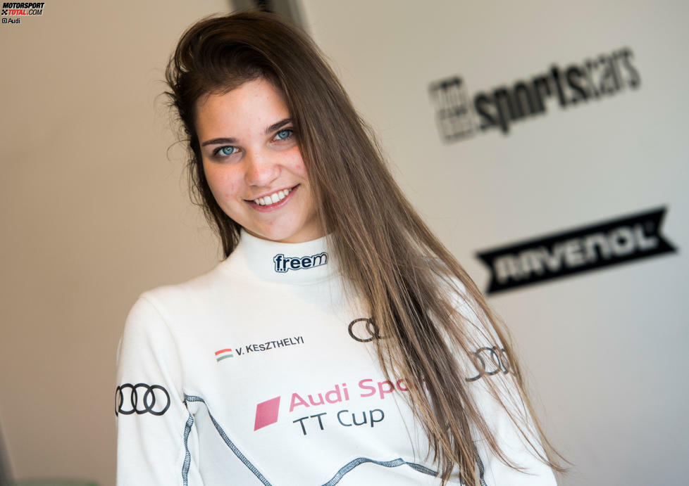 Vivien Keszthelyi (17/HUN): Die Ungarin, die UNICEF unterstützt und auch den Hubschrauber-Führerschein besitzt, wird von Audi gefördert. 2017 fuhr sie im Audi-TT-Cup die ersten Punkte überhaupt für ihre Heimat ein, 2018 wurde sie mit Platz zwei im Audi-R8-LMS-Cup als erste Frau Vizemeisterin in einem internationalen GT4-Cup.