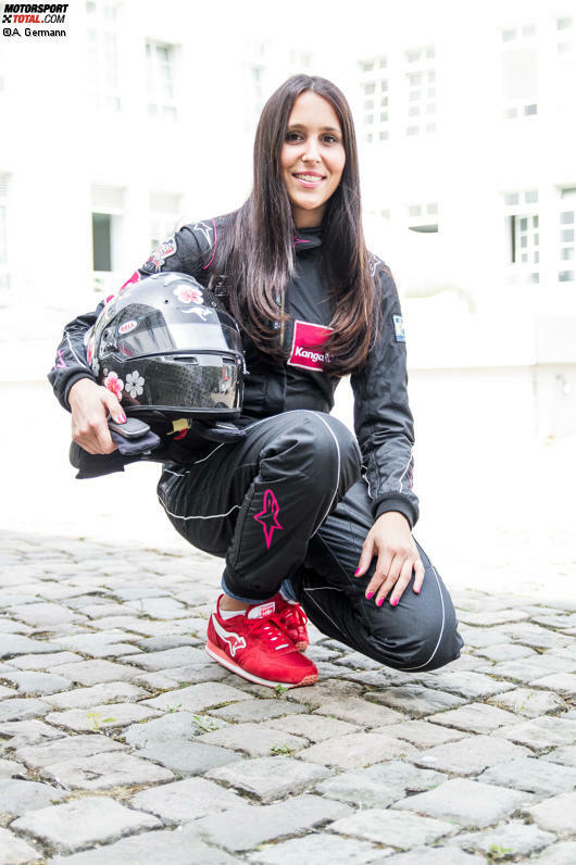 Angelique Germann (27/GER): Die Büromanagement-Kauffrau betreibt seit vier Jahren Motorsport und ist die einzige Starterin im Remus-Formel-3-Cup. 2016 holte sie dort auf dem Lausitzring als erste Frau den Sieg. In der Privatier-Serie fuhr sie auch gegen ihren Vater - und hatte meist die Nase vorne.