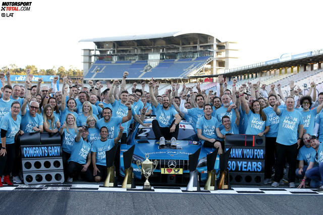 Das Triple zum Abschied: Fahrer-, Team und Hersteller-Titel gehen 2018 noch einmal an Mercedes und machen den Sack zu. Die Helden von heute sind in die Fußstapfen von echten DTM-Legenden getreten. Hier die nüchternen Fakten: