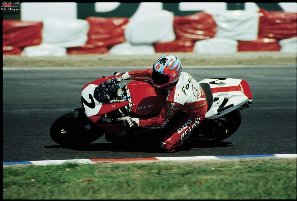 Carl Fogarty holte bereits in der Debütsaison der 916 den WM-Titel und wiederholte dieses Kunststück ein Jahr später.