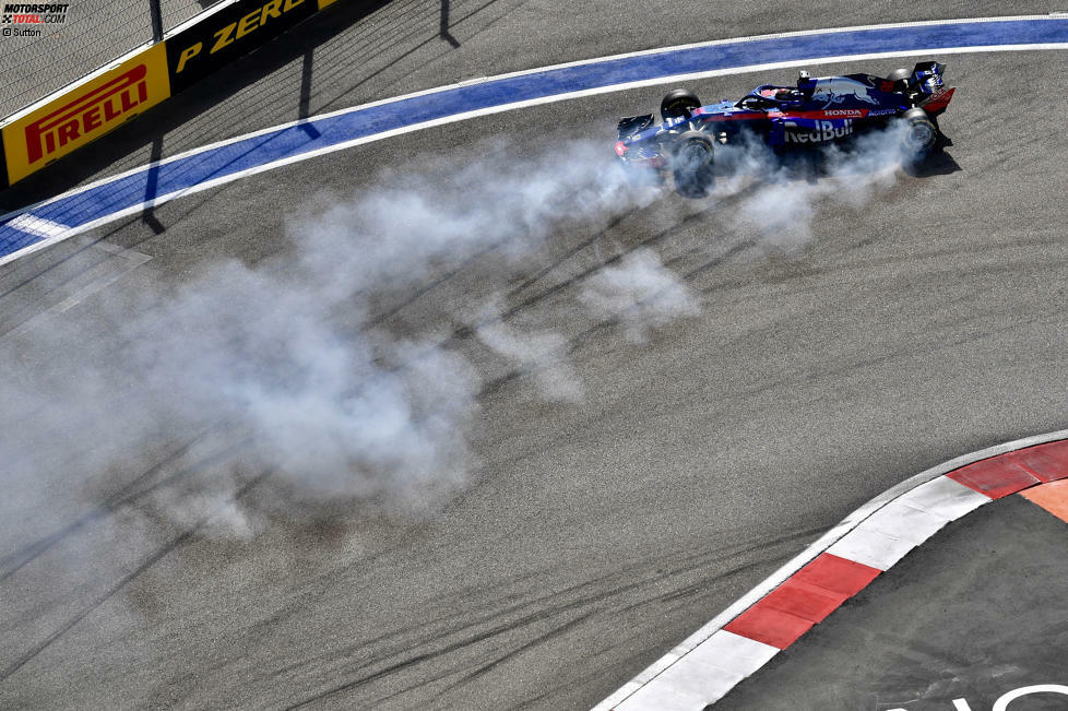 Brendon Hartley (5): Am Start erstmal an Gasly vorbei, später neben der Strecke und wieder dahinter, dann noch einmal überholt - eigentlich positiv. Aber die Story ist halb so schön, wenn man mit Hypersoft gegen Soft kämpft. Ansonsten ist das (kurze) Rennen nicht zu bewerten. Die klare Niederlage im Qualifying schon.