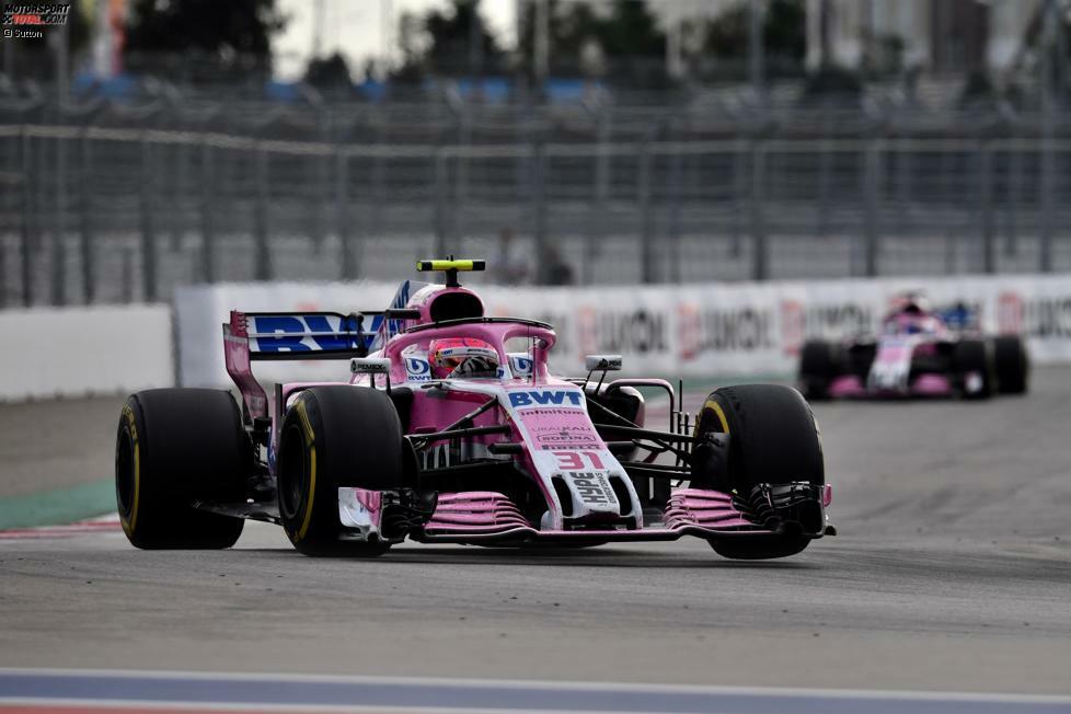 Esteban Ocon (3): Im Qualifying einen Tick schneller als Perez, im Rennen vor ihm, aber in der ersten Runde eine Position gegen Leclerc verloren: Ocon hat schon bessere Leistungen gezeigt - aber auch schlechtere. Letztendlich in unseren Augen eine glatte Drei.