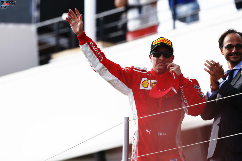 Kimi Räikkönen (3): Ein Podium sieht auf den ersten Blick nach Erfolg aus. Das sehen wir ganz anders: Im Qualifying hat Räikkönen beide entscheidenden Q3-Runden in den Sand gesetzt. Im Rennen wählte er am Start die falsche Linie. Und an Ricciardo kam er nur vorbei, weil dessen Flügel kaputt war. Bestenfalls Mittelmaß.