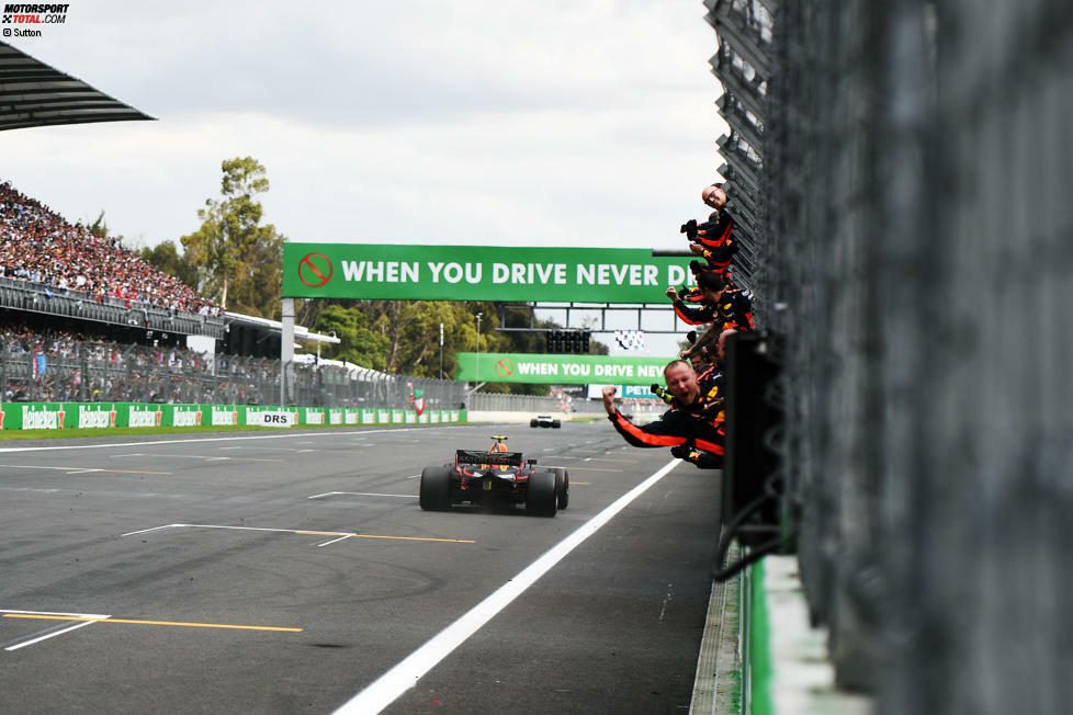 Max Verstappen (1): Was gibt's da groß zu sagen? Einfach ein tolles Rennen. Kritisch anmerken könnte man, dass er sich im zweiten Q3-Run nicht steigern konnte, was Ricciardo eiskalt ausgenutzt hat. Aber gerade deswegen hat Verstappen nur drei Stunden geschlafen und war für das Rennen so heiß. Top!