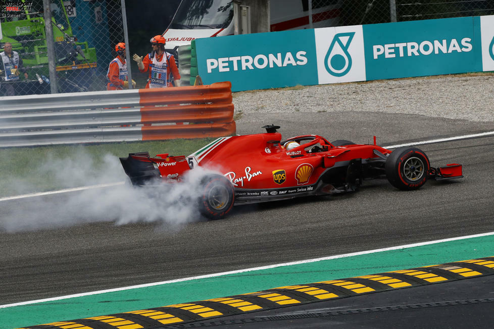 Vettel musste das ganze Feld vorbeiziehen lassen, bevor er wieder auf die Reise gehen konnte. Hamilton konnte hingegen Rang zwei behalten.