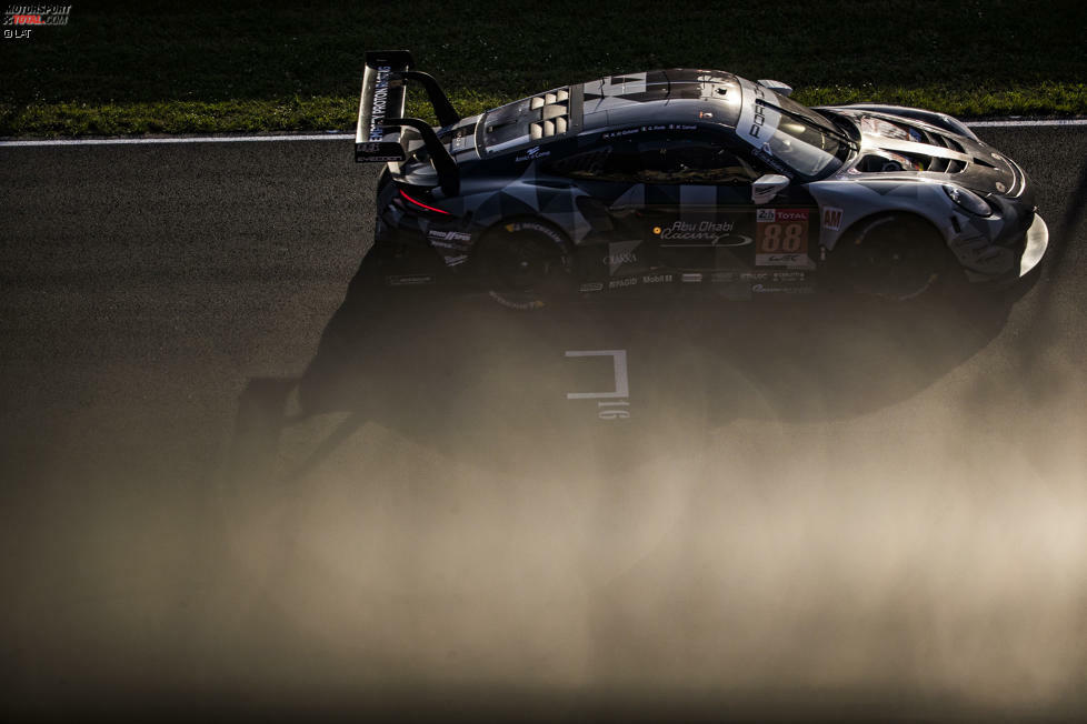 1. LMGTE-Am: #88 Dempsey Proton Competition, Porsche 911 RSR: Matteo Cairoli, Khaled Al Qubaisi, Giorgio Roda