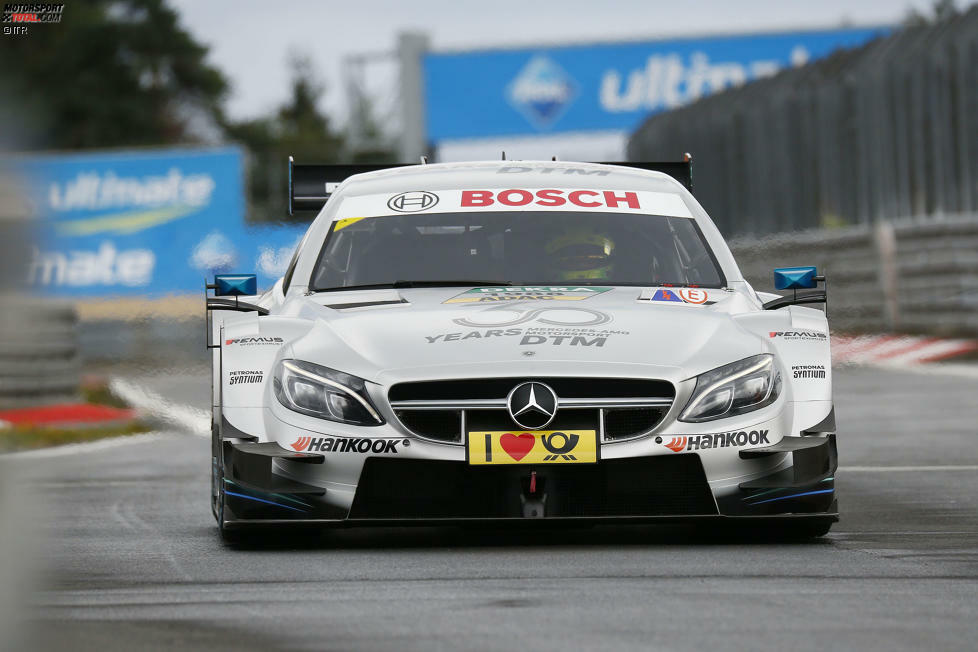 Mercedes garniert die Saison mit einem DTM-Test auf dem Nürburgring. Auf feuchter Bahn kann Mick Schumacher allerdings nicht wirklich zeigen, wie viel in seinem Gasfuß steckt.