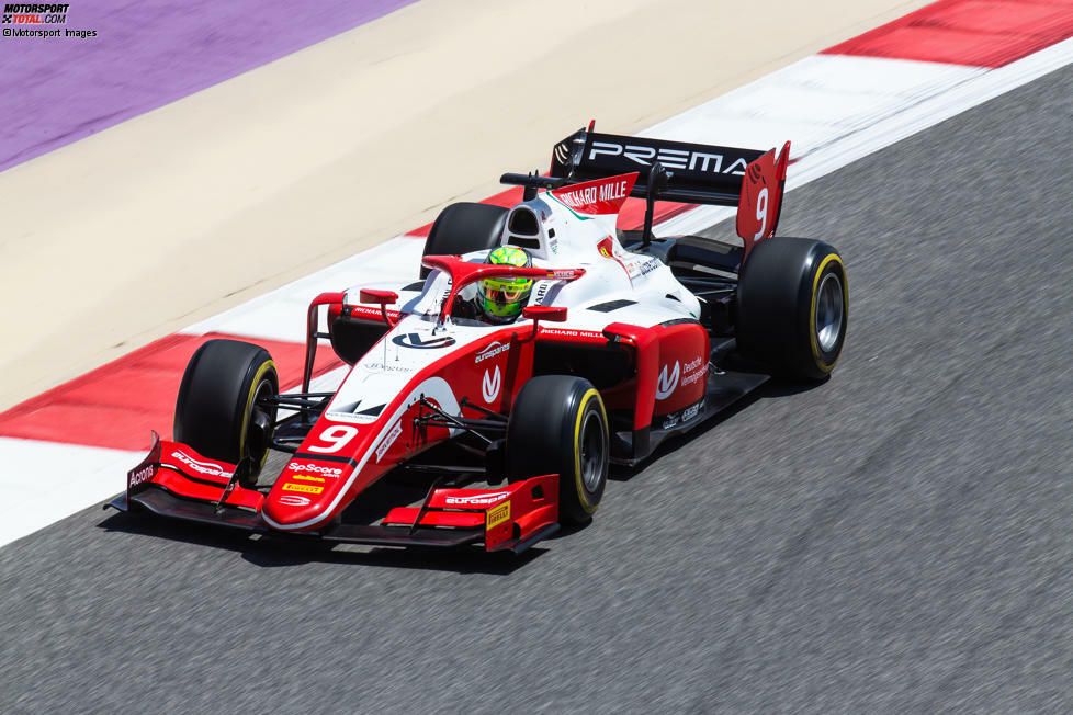 Im März 2019 gibt Schumacher in Bahrain sein Formel-2-Debüt und fährt auf Anhieb in die Punkte.