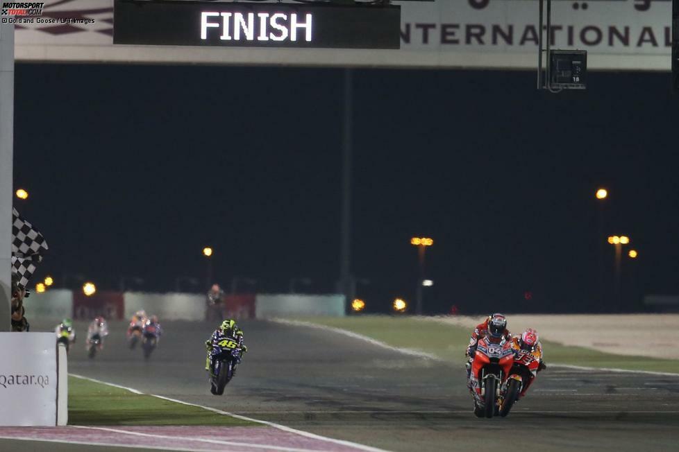 #6: Grand Prix von Katar 2018 in Losail: Andrea Dovizioso (Ducati) 0,027 Sekunden vor Marc Marquez (Honda)