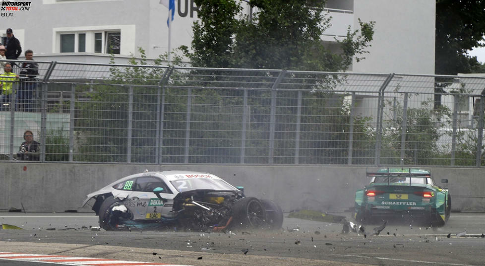 Der Norisring bietet seit 2000 jede Menge DTM-Action. Auch spektakuläre Unfälle wie der von Gary Paffett  und Mike Rockenfeller 2017 sorgen für Nervenkitzel. Beim Crash im Vorjahr kamen die Unfallbeteiligten Paffett (Prellungen) und Rockenfeller (Mittelfußbruch) glimpflich davon. Beim Aufprall wirkten Kräfte zwischen 38 und 40 g.