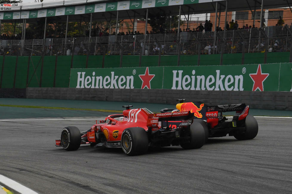 Daniel Ricciardo (2): Die Tendenz, dass er etwas langsamer ist als Verstappen, hält an. Trotzdem fuhr er nach Turbo-Strafversetzung vom elften Platz ein beherztes Rennen. Die Eins hätte es gegeben, wenn er im Finish auch noch Räikkönen geknackt hätte.