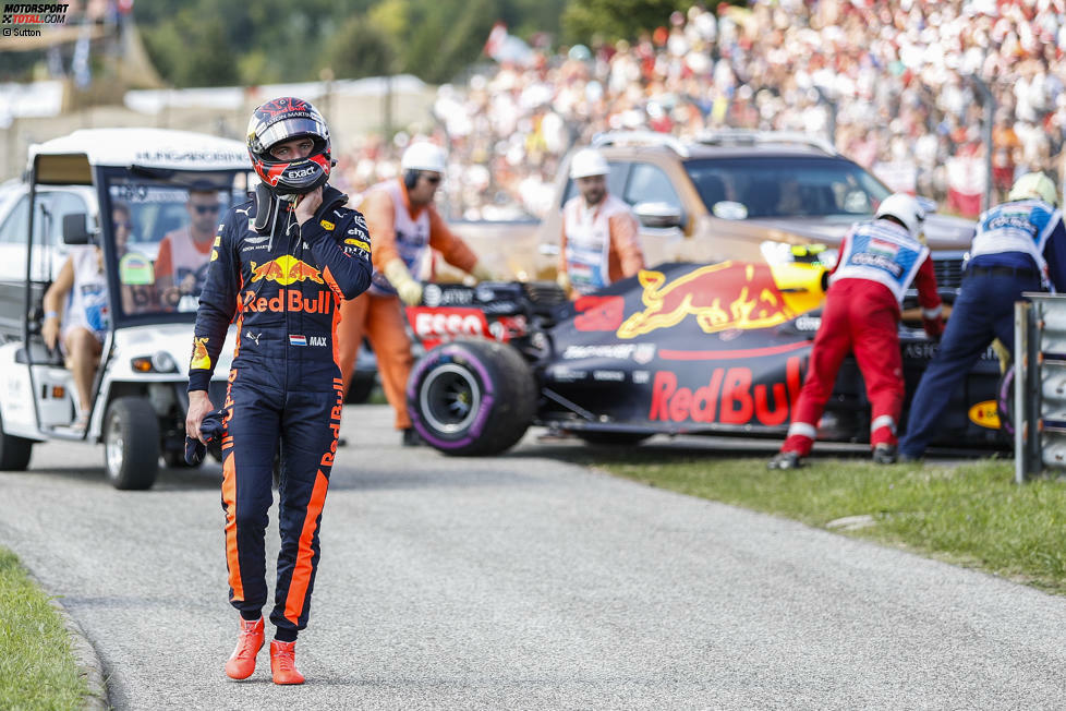 Max Verstappen (3): Rang sieben im Qualifying war eine Enttäuschung, doch vielleicht geht der Red Bull im Regen doch nicht so gut, wie man immer behauptete. Nach dem Start brachte er sich wieder in die übliche Red-Bull-Position, bevor sein Motor zum Ärger von Teamchef Christian Horner bereits nach fünf Runden schlappmachte.