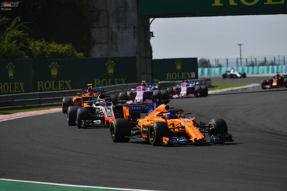 Fernando Alonso (3): Mit seinem achten Platz zum Geburtstag kann der nun 37-Jährige sicherlich leben. Dass er sich nach dem VSC von Grosjean abkochen lässt und auch noch beschwert, hat ihm bei Haas keine Freunde eingebracht, immerhin sah er nach dem Rennen ein, dass er im Unrecht war.