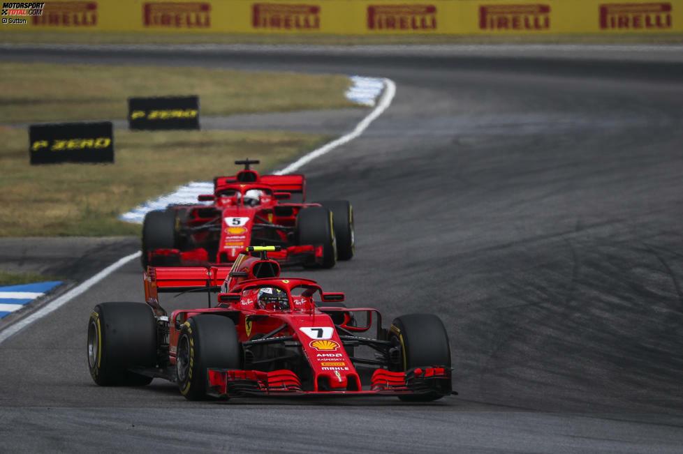 Kimi Räikkönen (3): Wieder ein Podium von Kimi und trotzdem nur eine 3 - das dürfte wieder Kritik hageln. Aber: Das Qualifying war durchwachsen, vor Vettel lag er nur aufgrund des frühen Boxenstopps und konnte nicht zulegen, er hatte den Ausritt, als Bottas ihn überholte, und er konnte trotz frischer Ultrasofts am Ende nicht attackieren.